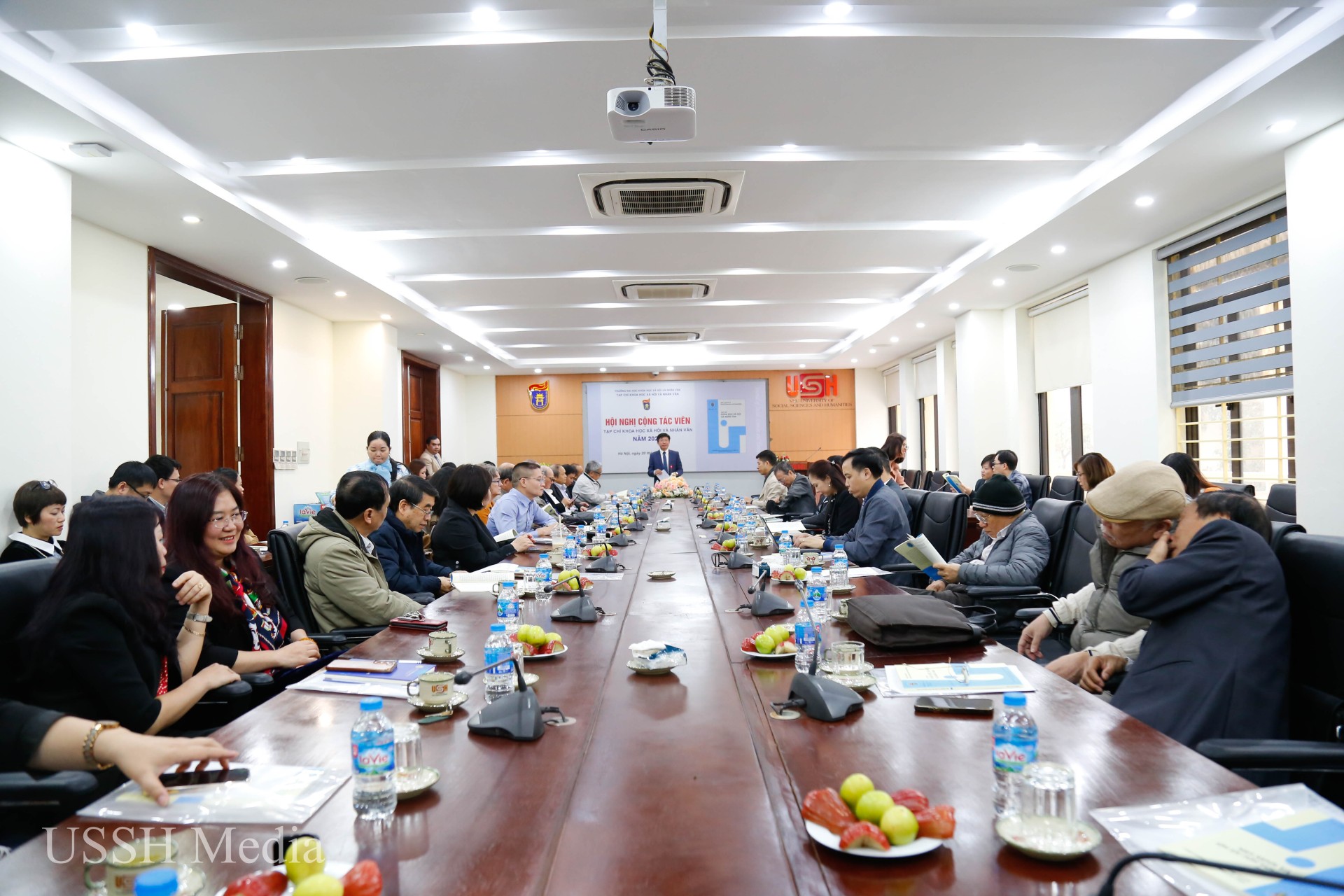 Thế giới VUCA với khoa học liên ngành và các trường phái trong khoa học xã hội